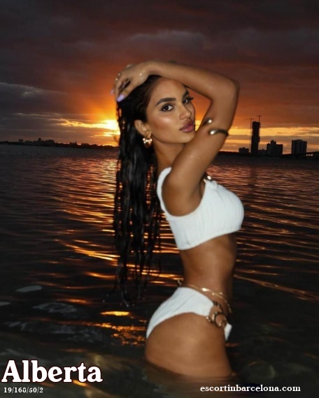 Alberta, Russian escort who offers girlfriend experience in Barcelona