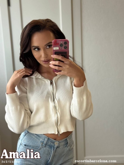 Amalia, Russian escort who offers girlfriend experience in Barcelona